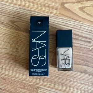 NARS Light Reflecting Foundation - Light 5